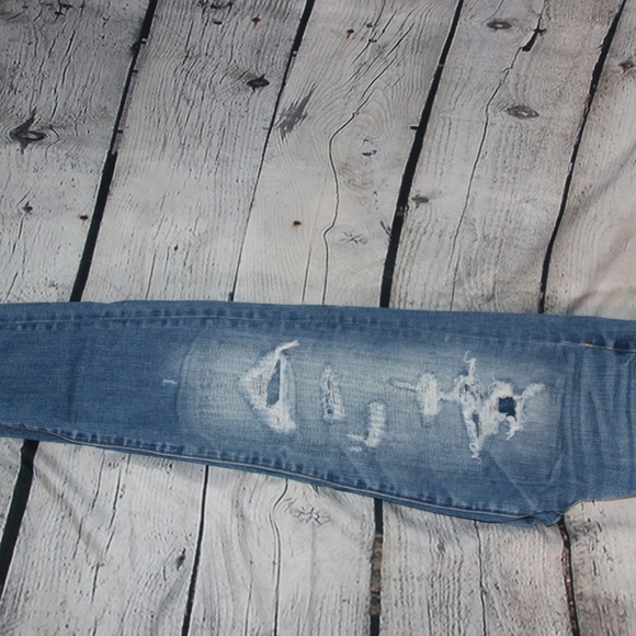 Distressed American Eagle Jeans - Picture 4 of 7